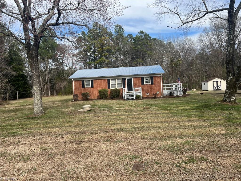 163 Lacy Hepler Road Thomasville, NC 27360 - Photo 1 of 30 Gallery Image 1