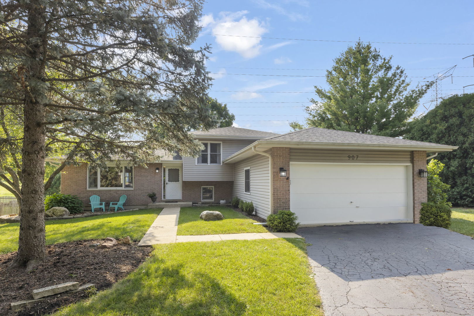 907 Wescott Road Bolingbrook, IL 60440 - Photo 1 of 31