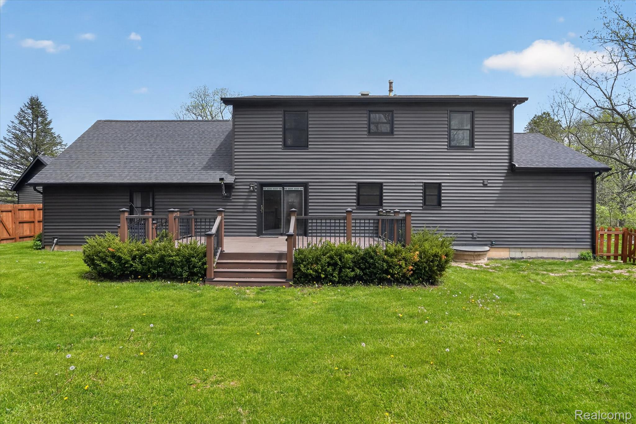 5640 North Fowlerville Road Fowlerville, MI 48836 - Photo 37 of 48