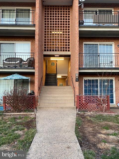 641 Waterloo Road, Unit 321 Warrenton, VA 20186 - Photo 2 of 16 Gallery Image 2