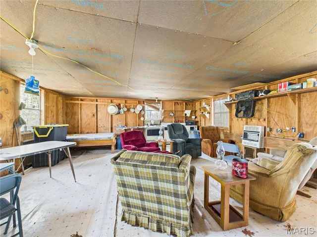 $335,000 | 14559 Hunter Lane, Winona, MO 65588