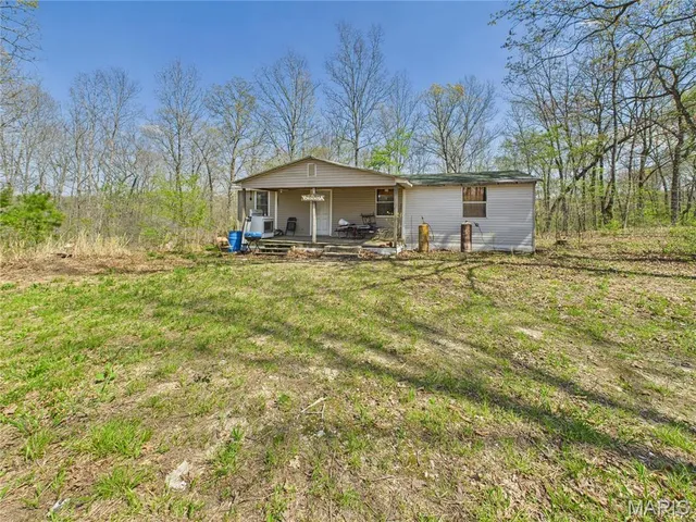 $335,000 | 14559 Hunter Lane, Winona, MO 65588