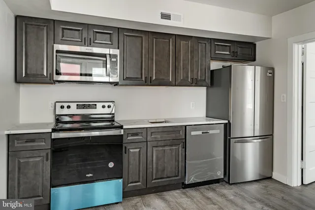 $1,600 | 324-326 Darby Road, Unit 1R, Havertown, PA 19083