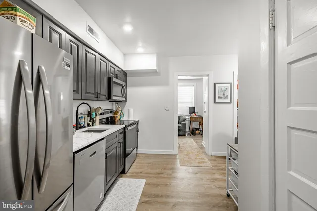 $1,600 | 324-326 Darby Road, Unit 1R, Havertown, PA 19083