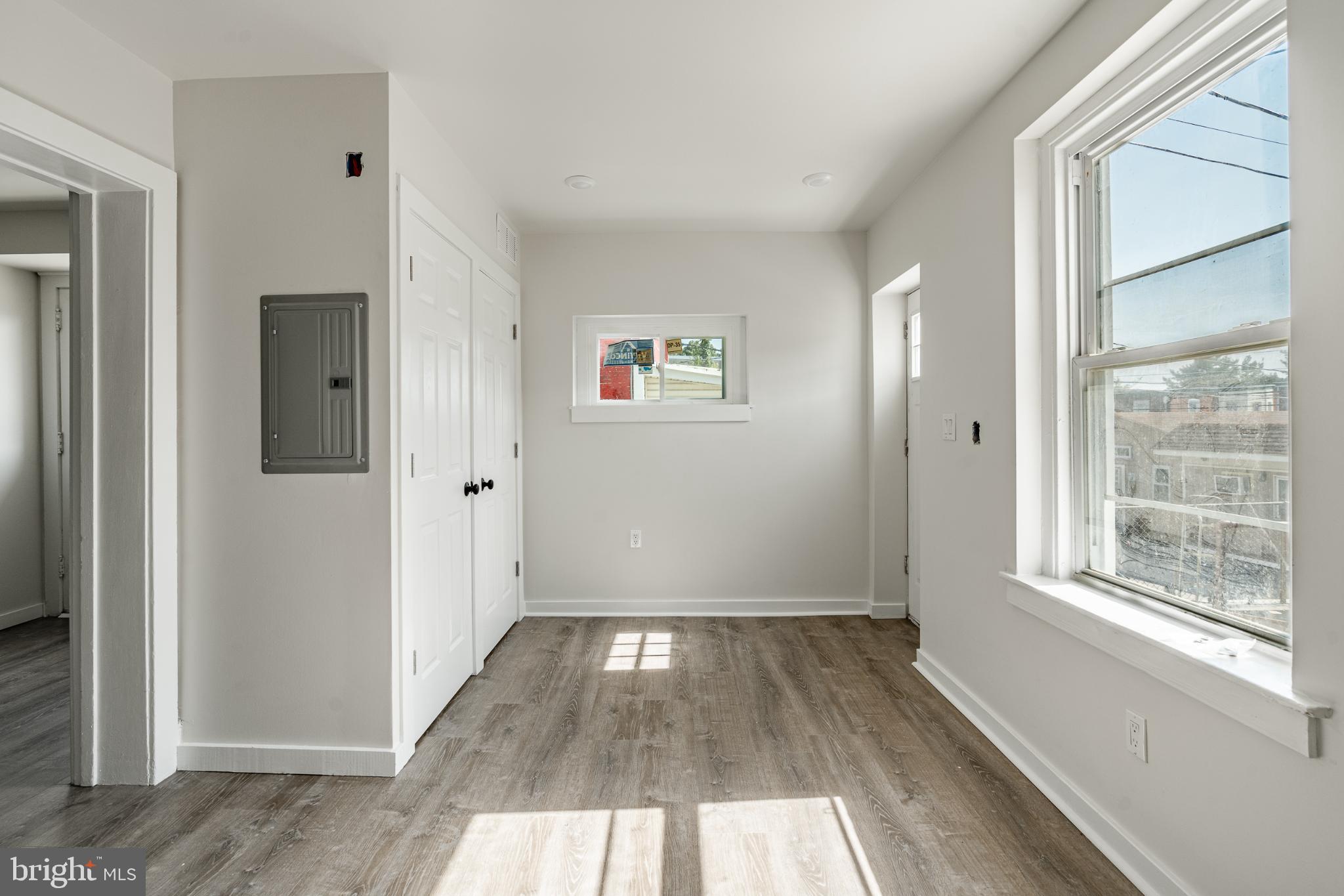 324-326 Darby Road, Unit 1R Havertown, PA 19083 - Photo 8 of 11 Bright and airy entryway with modern finishes.