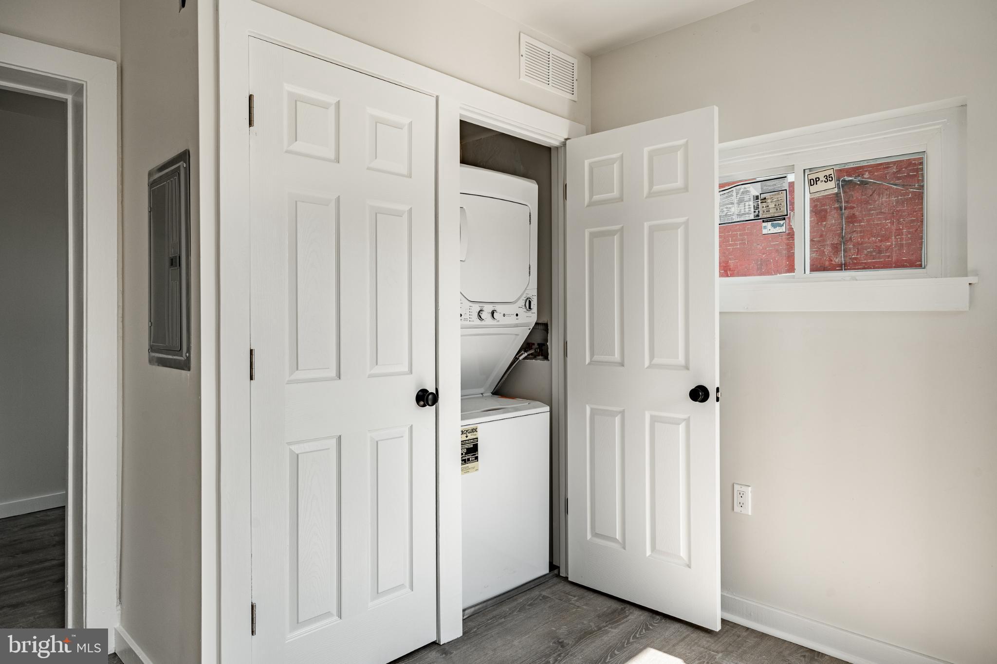 324-326 Darby Road, Unit 1R Havertown, PA 19083 - Photo 10 of 11 Efficient laundry nook with double doors.