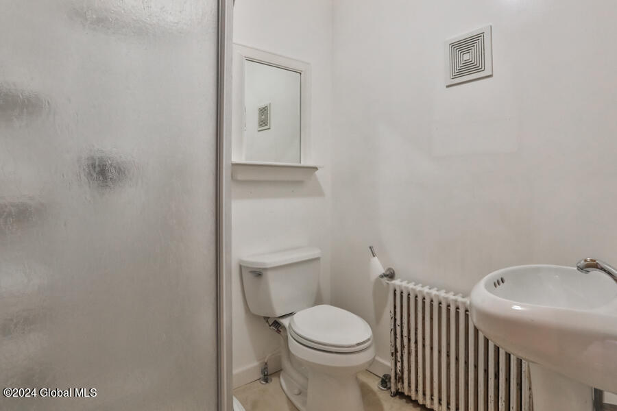 1377 Rte 9W Bethlehem, NY 12158 - Photo 24 of 34 1377-9W-43