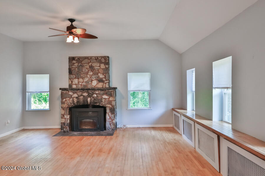 1377 Rte 9W Bethlehem, NY 12158 - Photo 5 of 34 1377-9W-31