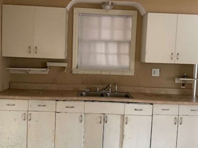 1303 Marlin Road Memphis, TN 38116 - Photo 8 of 13 Gallery Image 8