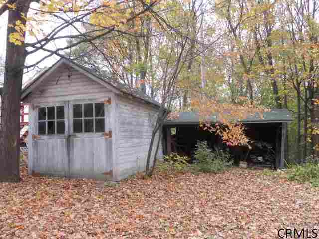 580 Garfield Road Troy, NY 12180 - Photo 6 of 9 Photo 6