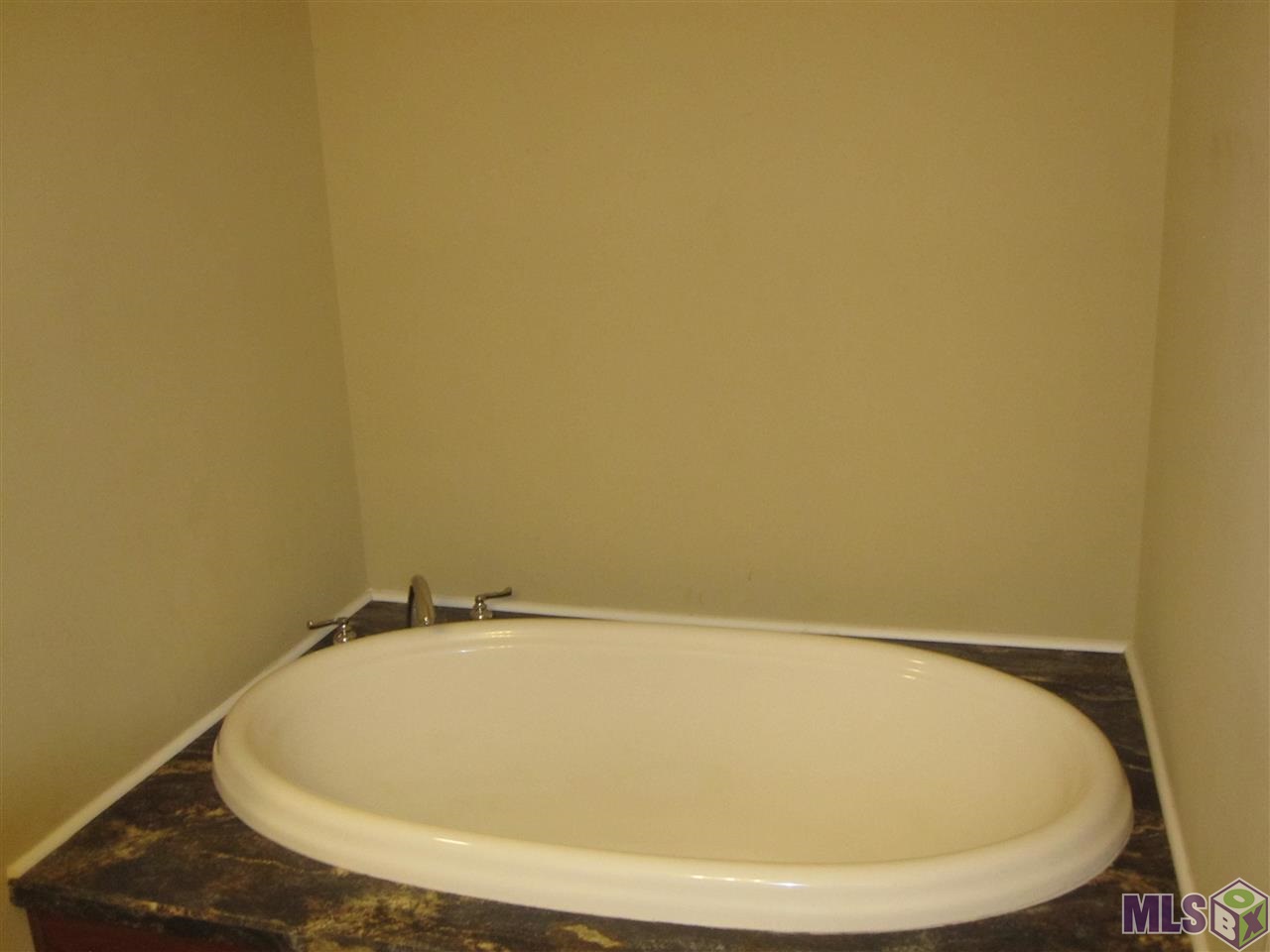 14516 George Rouyea Road Gonzales, LA 70737 - Photo 8 of 16 Gallery Image 8