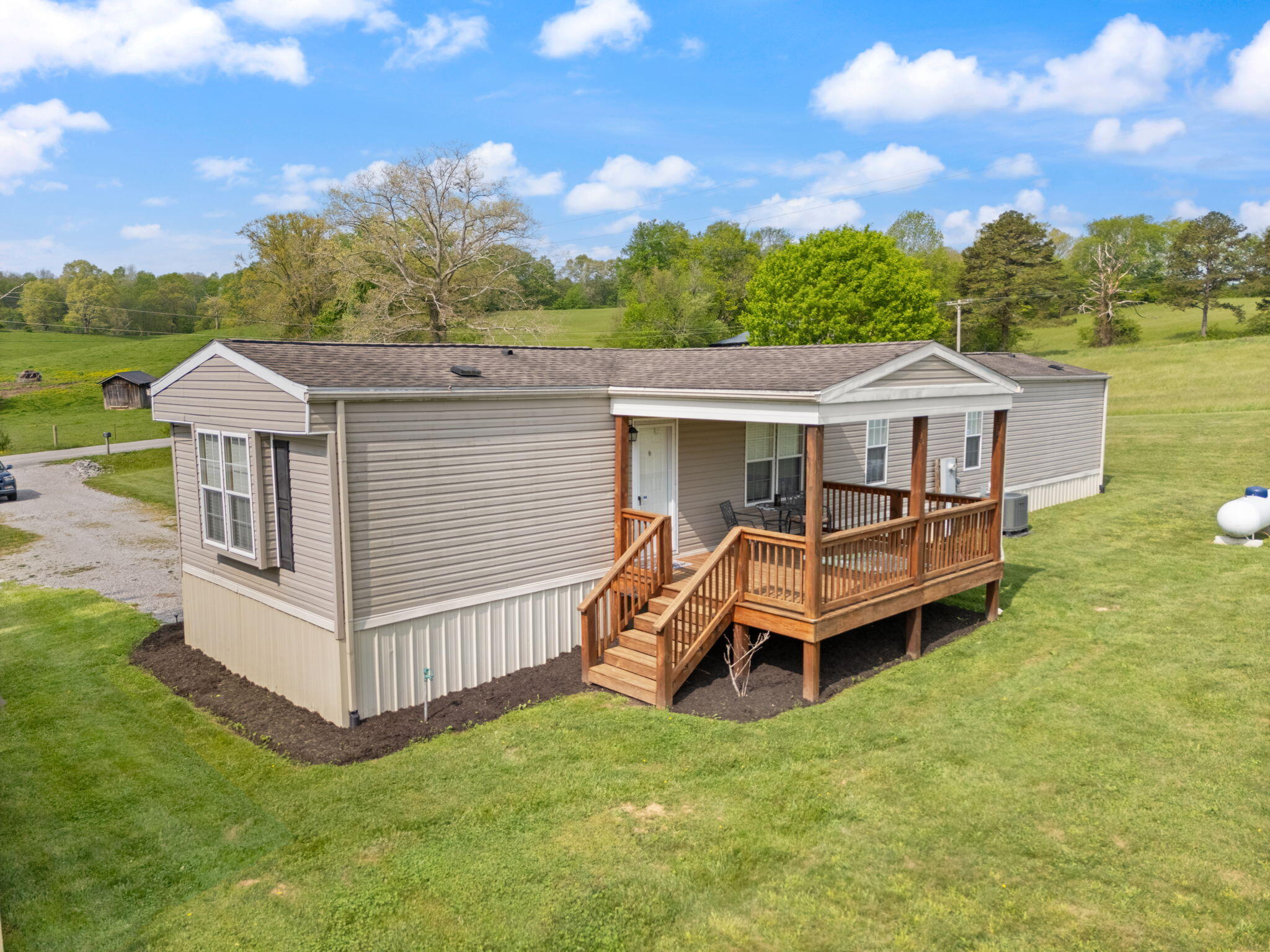 168 Victory Greenmount Road London, KY 40741 - Photo 48 of 64 47-web-or-mls-DJI_20250429104419_0403_D