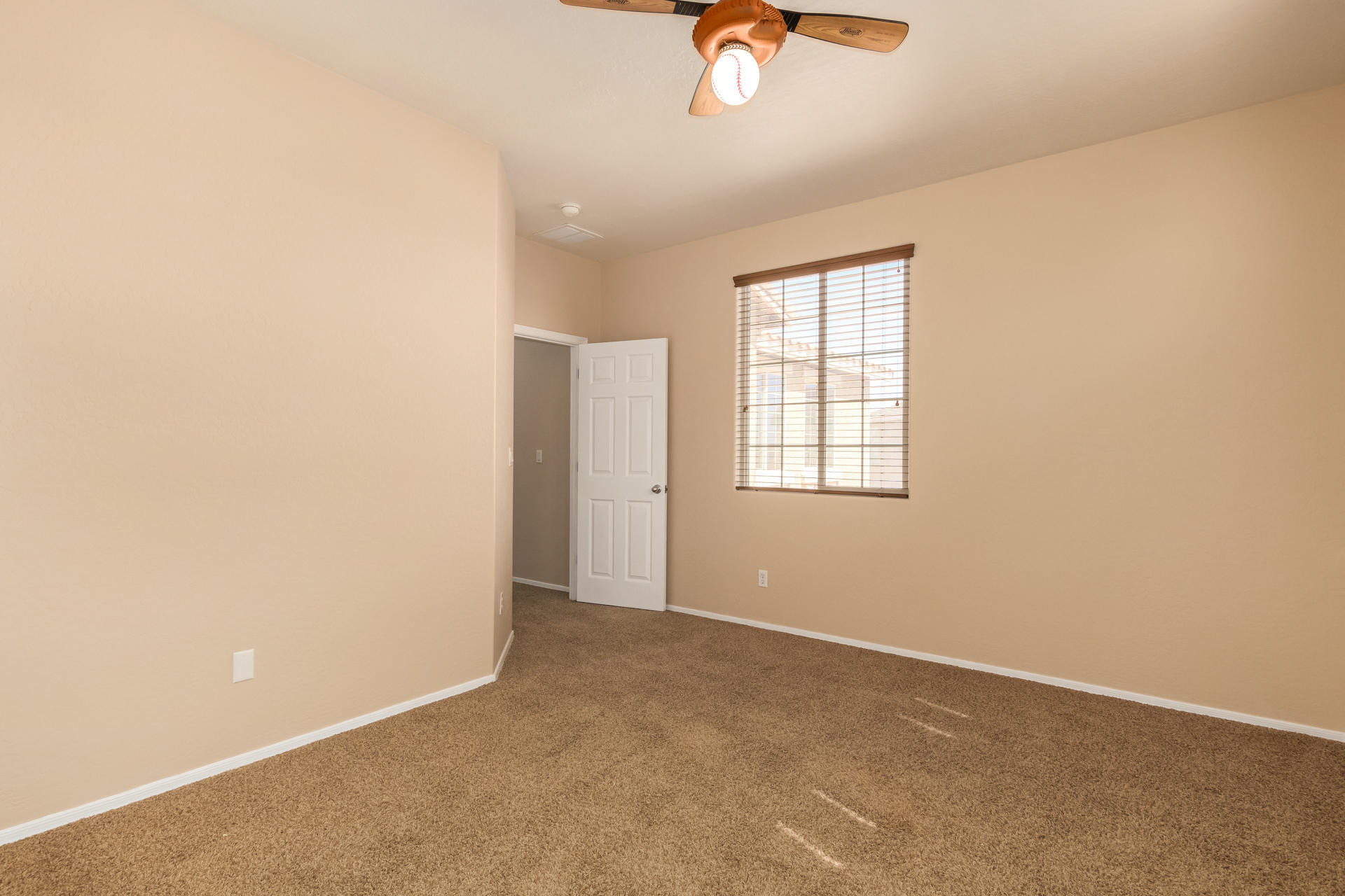 19398 North Lariat Road Maricopa, AZ 85138 - Photo 15 of 29 Bedroom 3