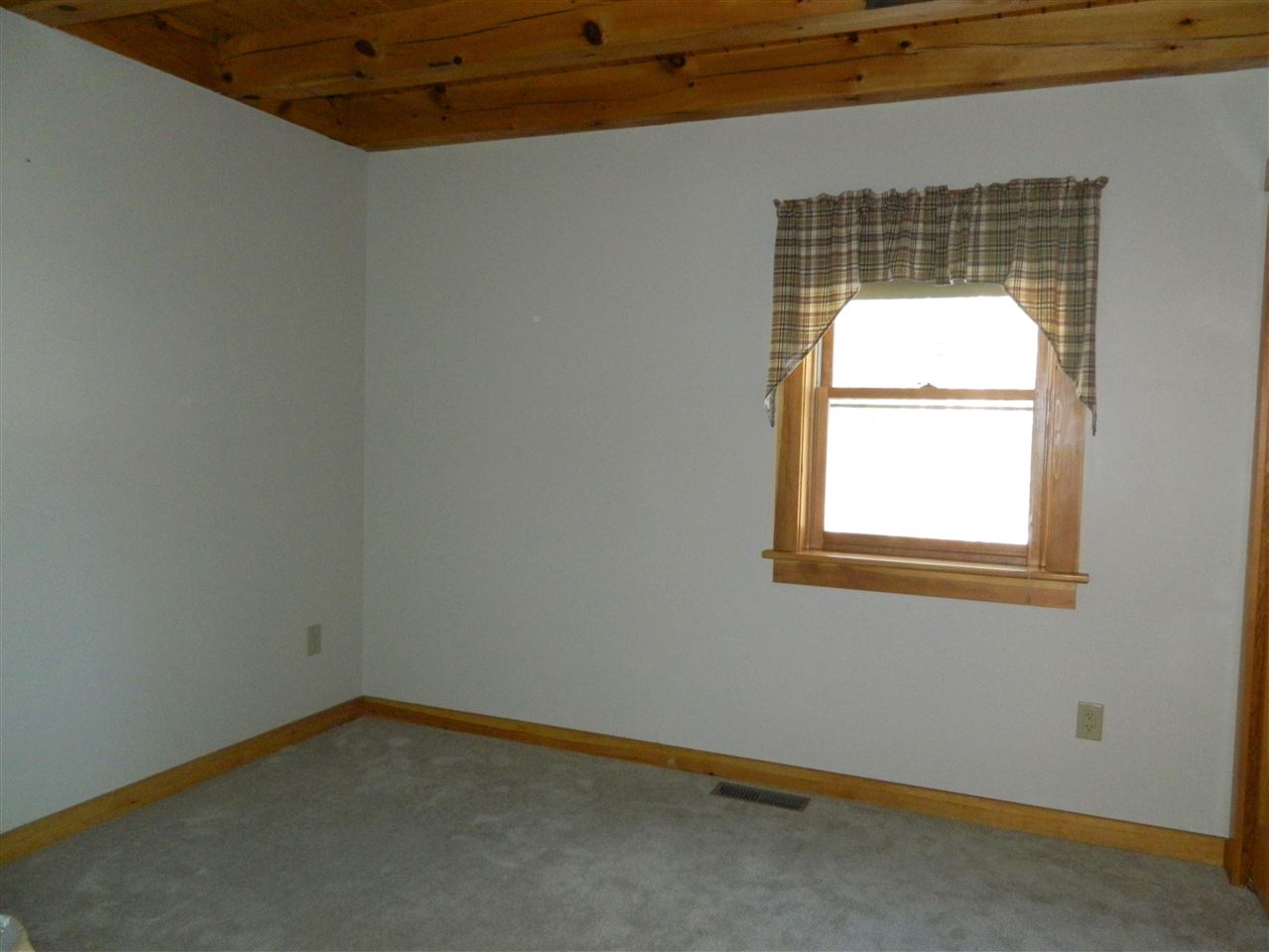 241 Intervale Road Canterbury, NH 03224 - Photo 21 of 40