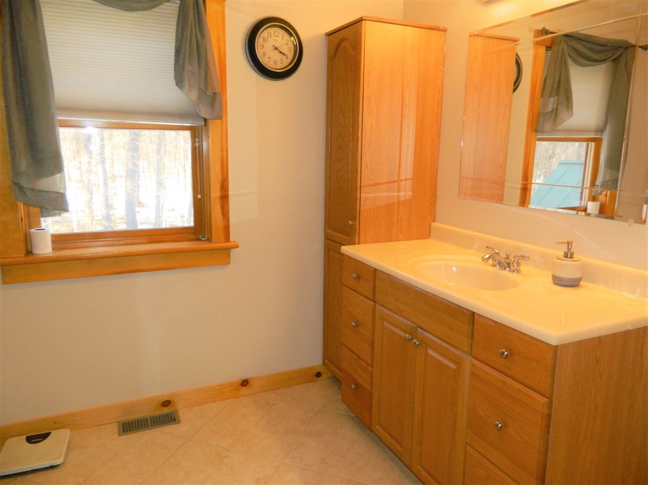 241 Intervale Road Canterbury, NH 03224 - Photo 23 of 40