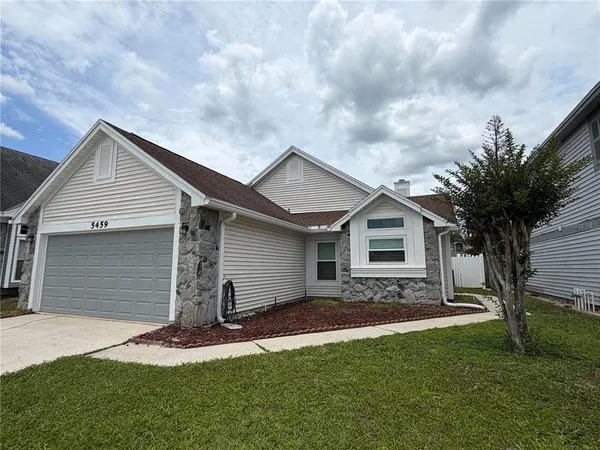 $2,200 | 5459 County Fair Court, Oviedo, FL 32765