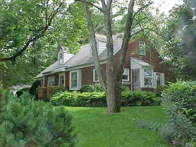 8 Maple Ridge South Bethlehem, NY 12161 - Photo 2 of 5 Photo 2