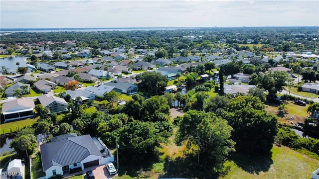 $99,900 | 935 Iris Drive, North Fort Myers, FL 33903