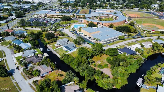 $99,900 | 935 Iris Drive, North Fort Myers, FL 33903