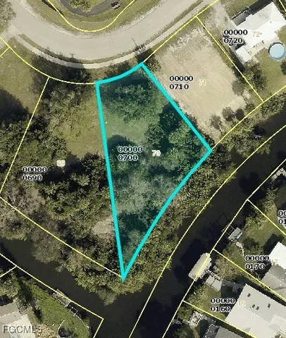 $99,900 | 935 Iris Drive, North Fort Myers, FL 33903