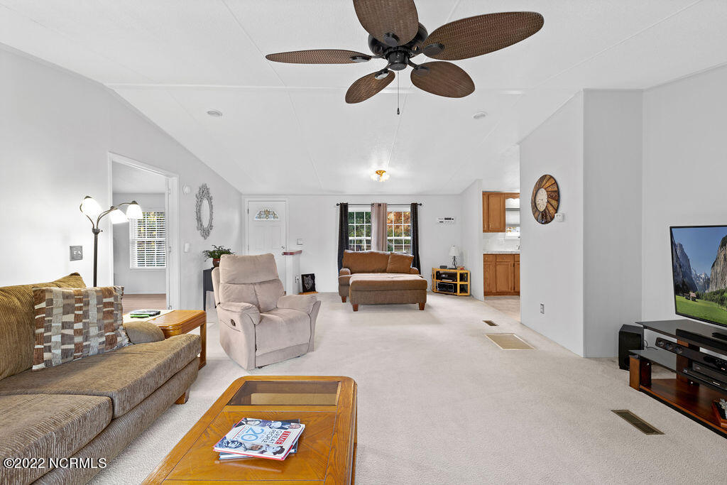255 Folkstone Road Holly Ridge, NC 28445 - Photo 6 of 31 IMG_8035