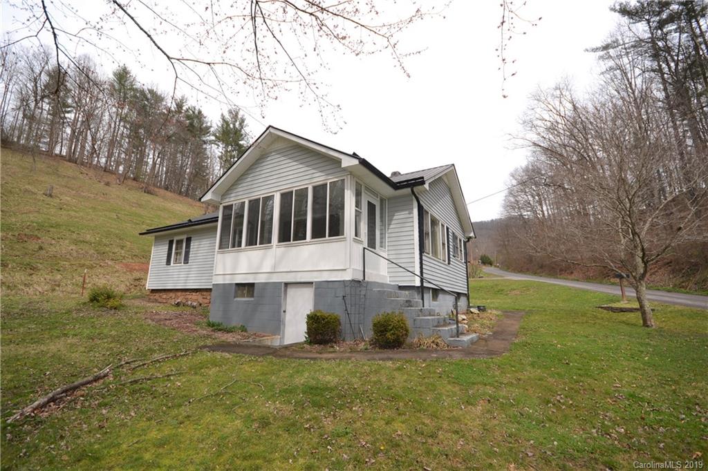 107 Bill McElroy Road Clyde, NC 28721 - Photo 1 of 20