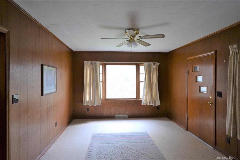 107 Bill McElroy Road Clyde, NC 28721 - Photo 5 of 20