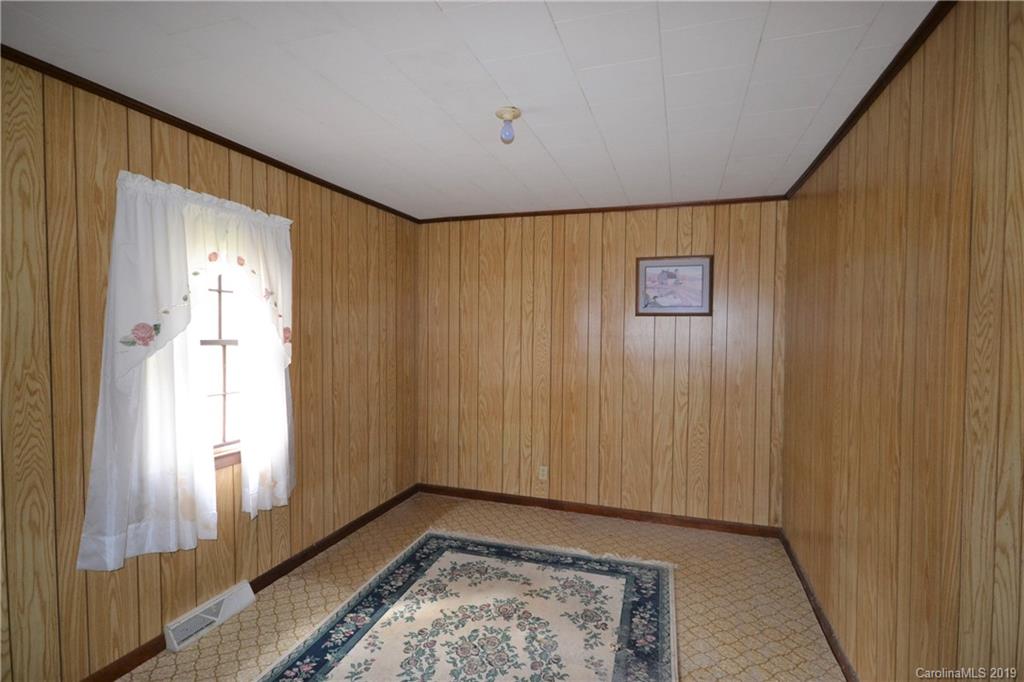 107 Bill McElroy Road Clyde, NC 28721 - Photo 8 of 20