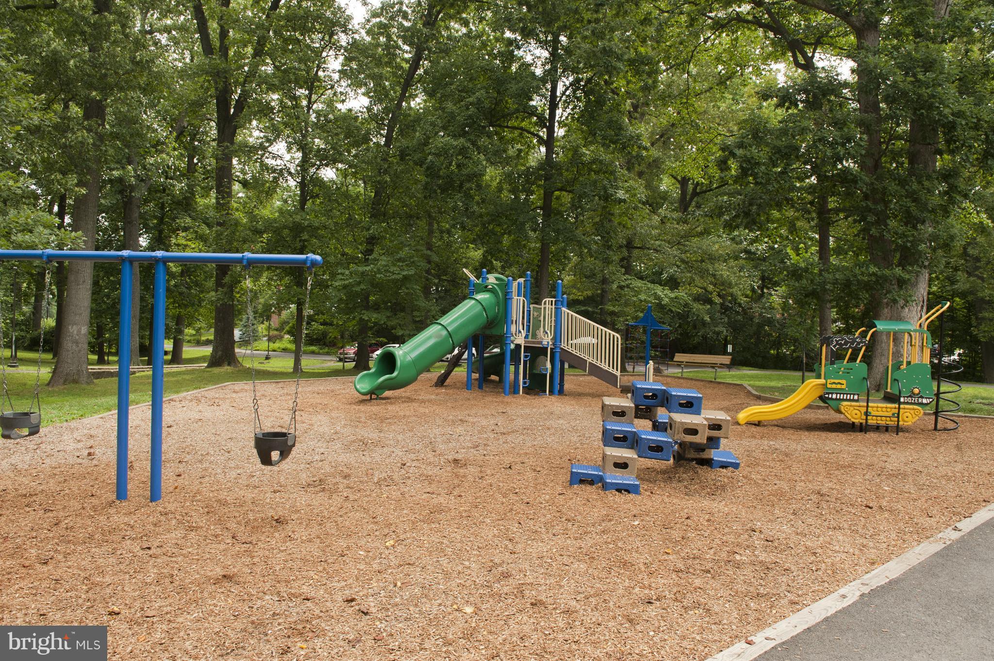 512 Kerwin Road Silver Spring, MD 20901 - Photo 26 of 27 Nearby North Four Corners Park