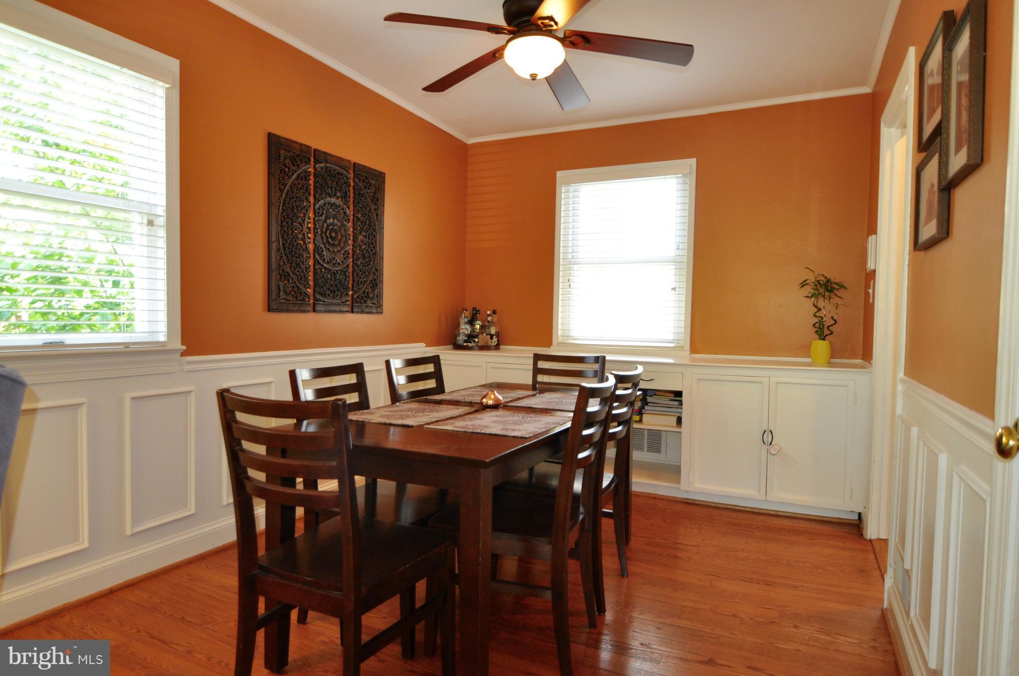 512 Kerwin Road Silver Spring, MD 20901 - Photo 4 of 27 Dining Room with Built-in Buffet