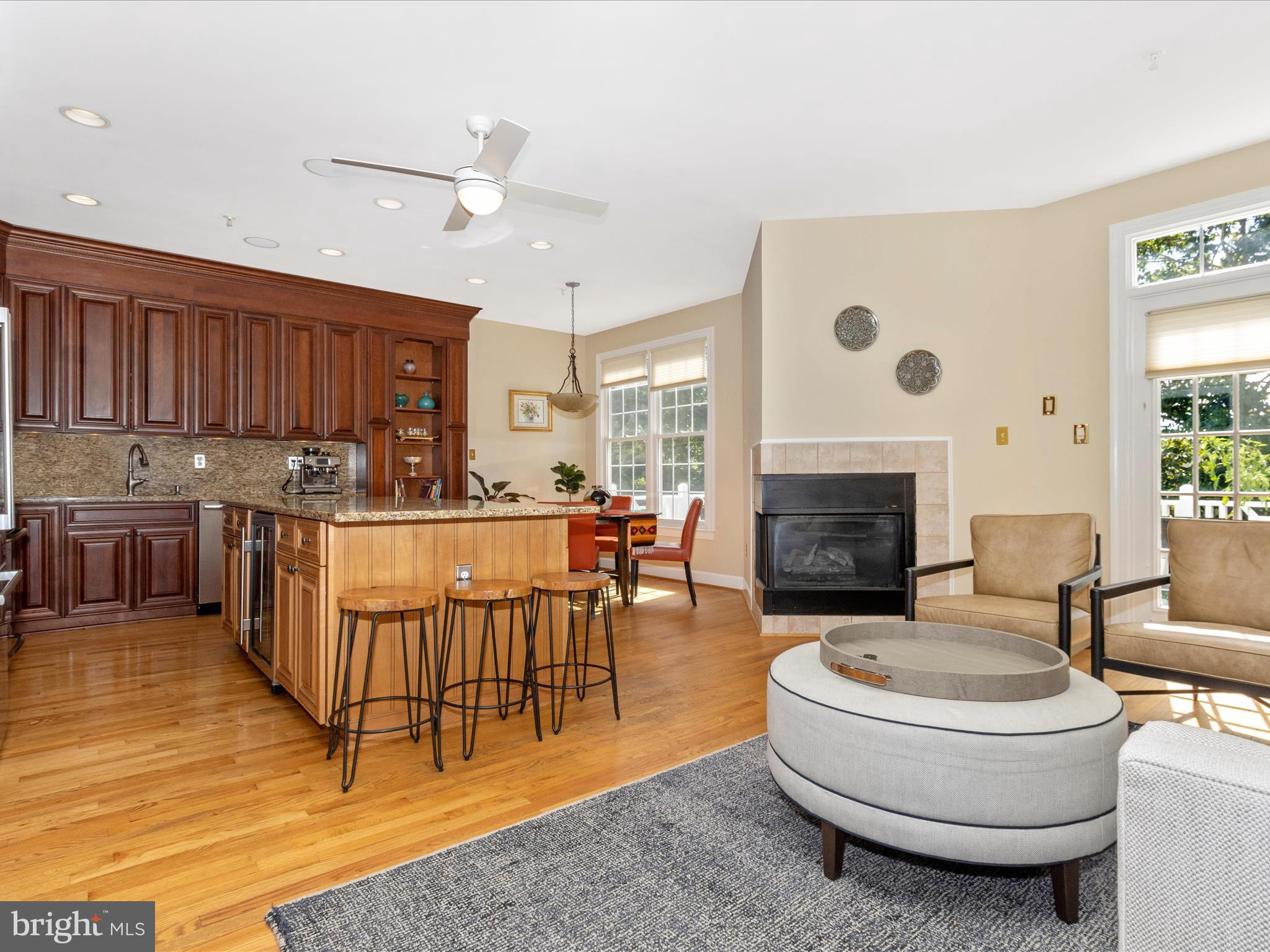 8422 Bells Ridge Terrace Potomac, MD 20854 - Photo 17 of 49 Family Room