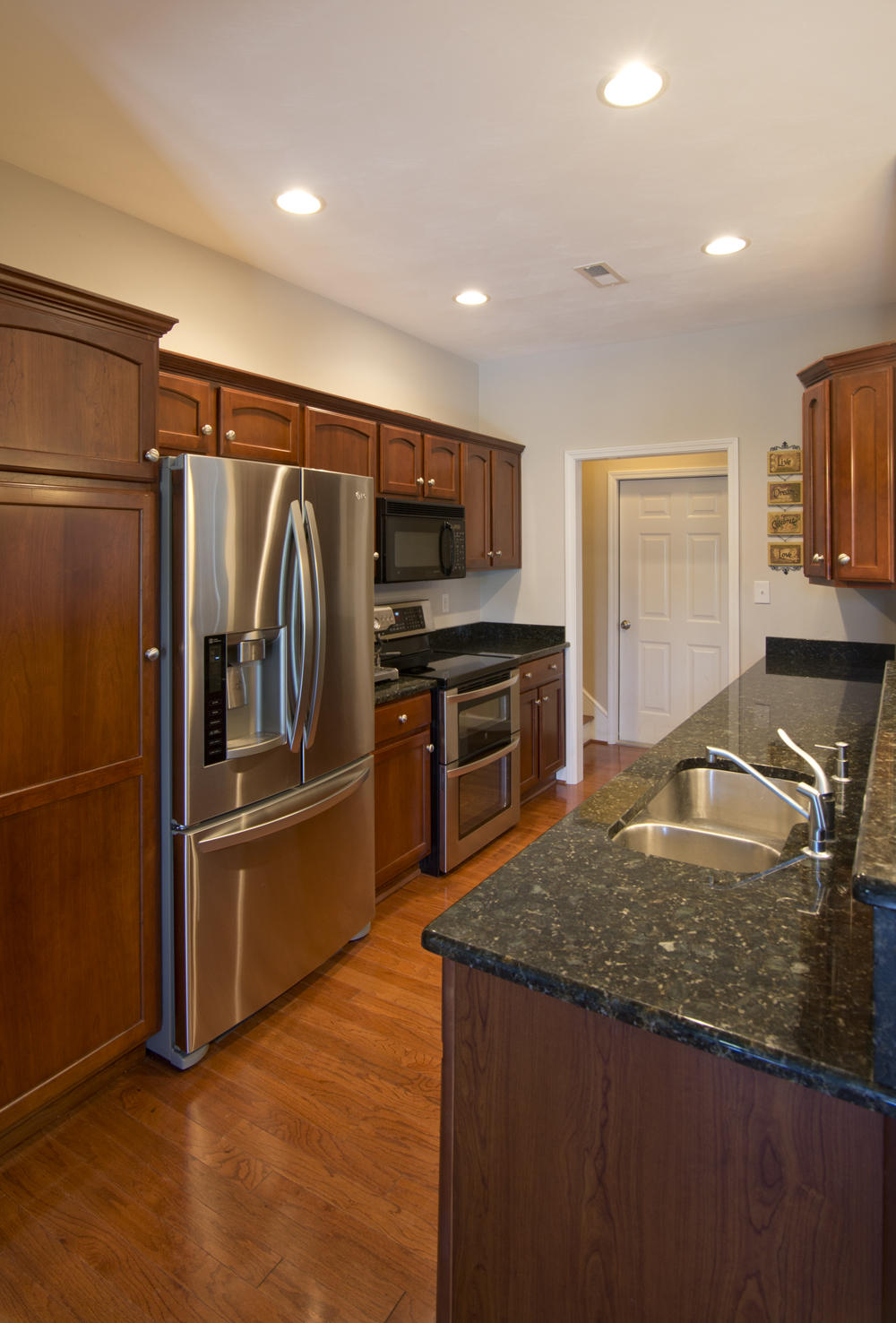 2036 River Ridge Court Salem, VA 24153 - Photo 2 of 32 Kitchen 03