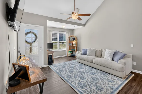 $324,777 | 2048 Wilson Lane, Goodlettsville, TN 37072