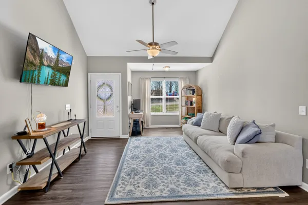 $324,777 | 2048 Wilson Lane, Goodlettsville, TN 37072