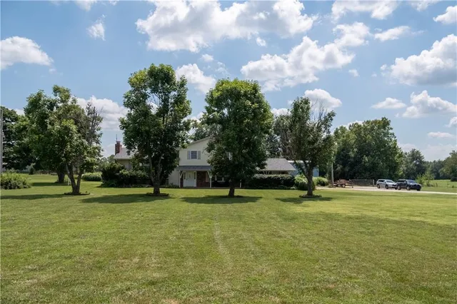 $799,500 | 32485 West 399th Street, Osawatomie, KS 66064