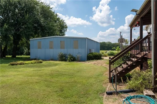 $750,000 | 32485 West 399th Street, Osawatomie, KS 66064