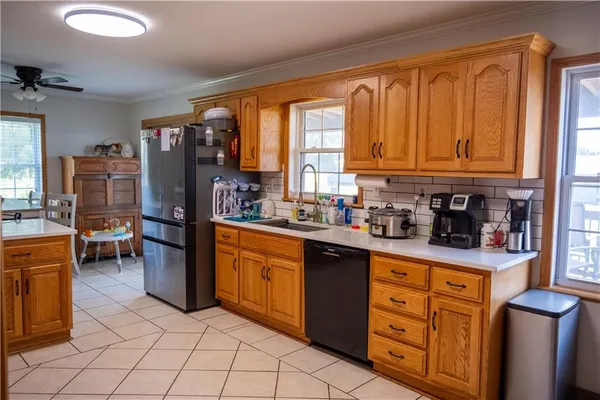 $750,000 | 32485 West 399th Street, Osawatomie, KS 66064