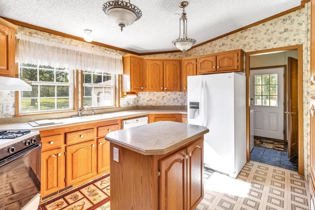 3294 West Dale Road Beaverton, MI 48612 - Photo 10 of 45
