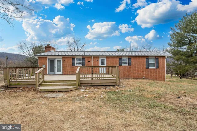 $440,000 | 19812 Norstar Lane, Knoxville, MD 21758