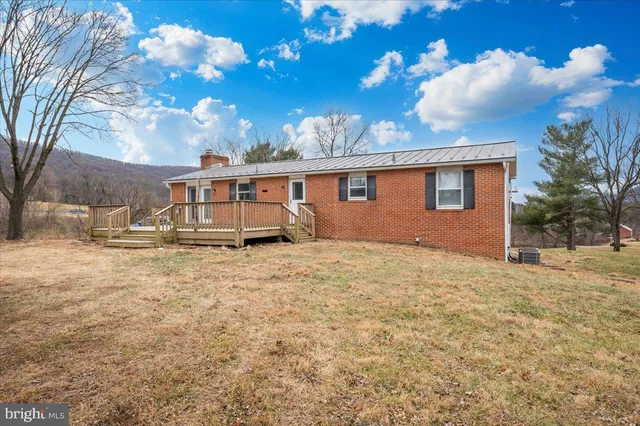 $440,000 | 19812 Norstar Lane, Knoxville, MD 21758