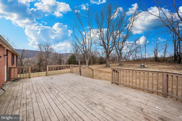 $440,000 | 19812 Norstar Lane, Knoxville, MD 21758