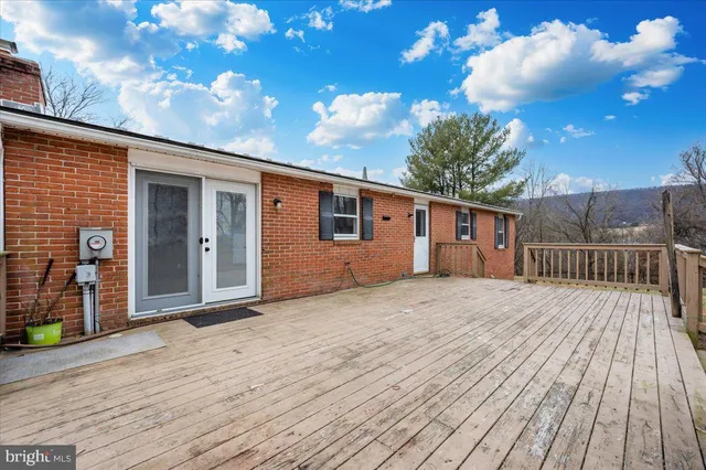 $440,000 | 19812 Norstar Lane, Knoxville, MD 21758