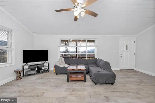 $440,000 | 19812 Norstar Lane, Knoxville, MD 21758