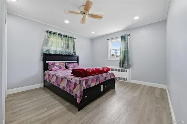 $749,000 | 404 Foxdale Avenue, Oceanside, NY 11572