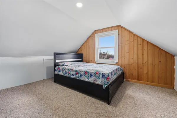 $749,000 | 404 Foxdale Avenue, Oceanside, NY 11572