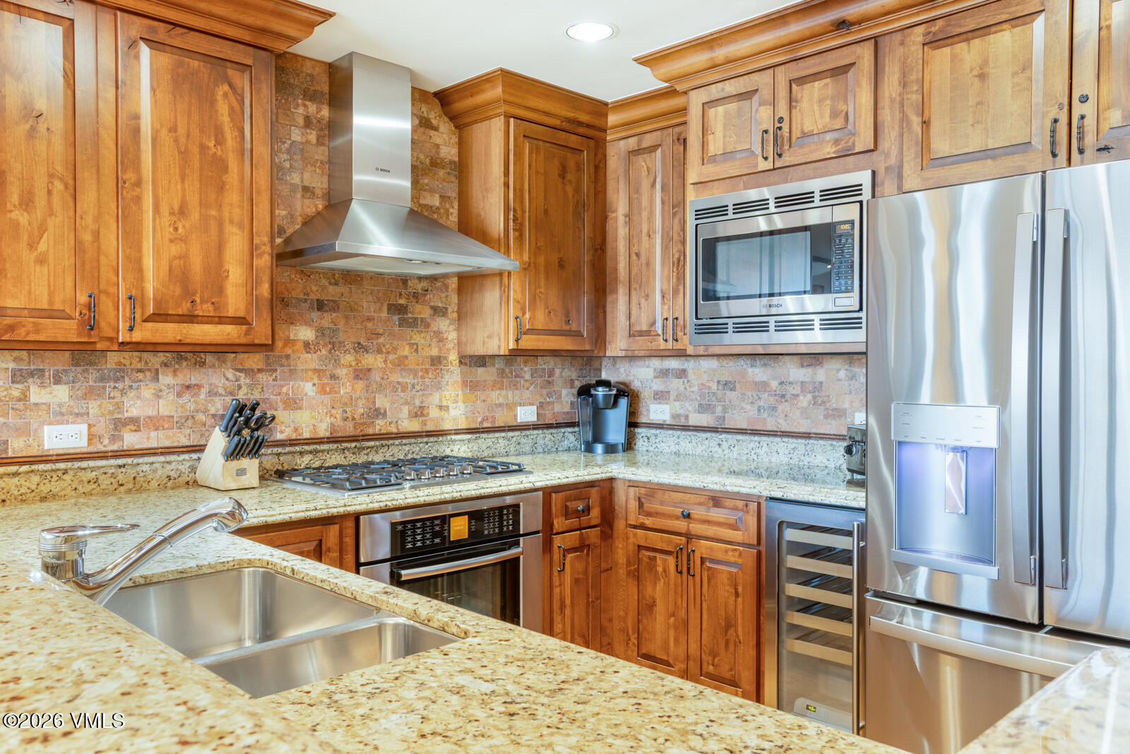 728 West Lionshead Circle, Unit R410 Vail, CO 81657 - Photo 13 of 41 13