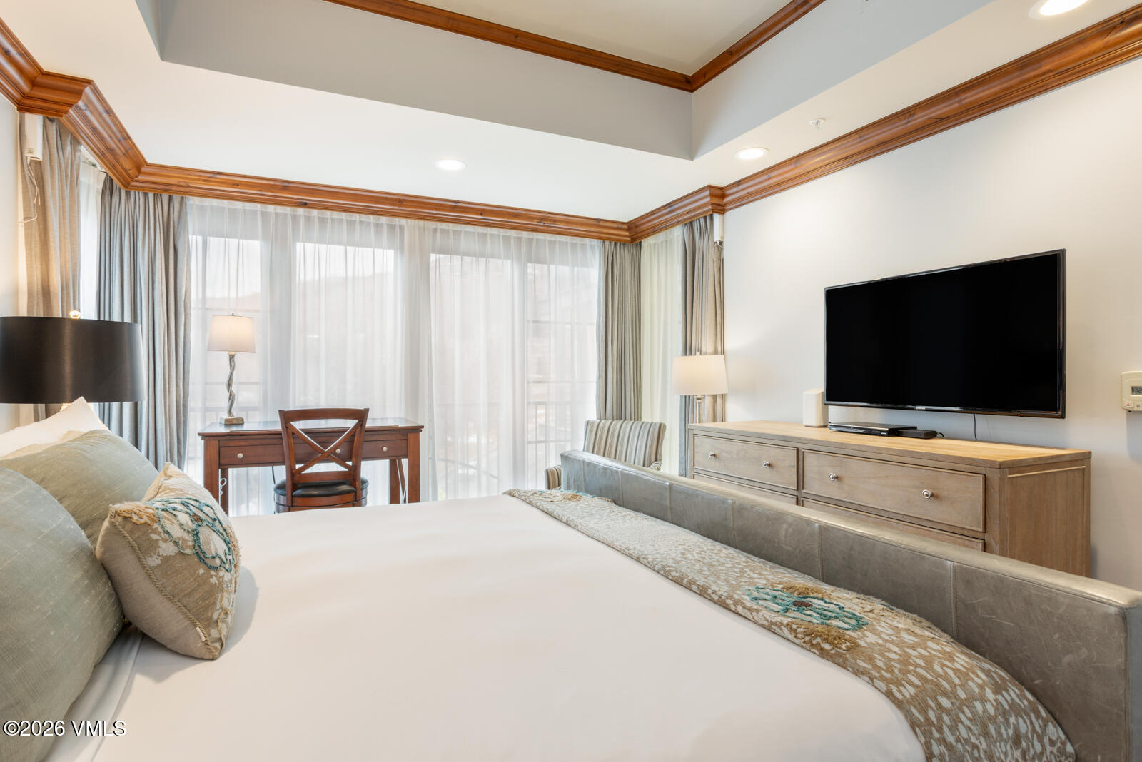 728 West Lionshead Circle, Unit R410 Vail, CO 81657 - Photo 17 of 41 17