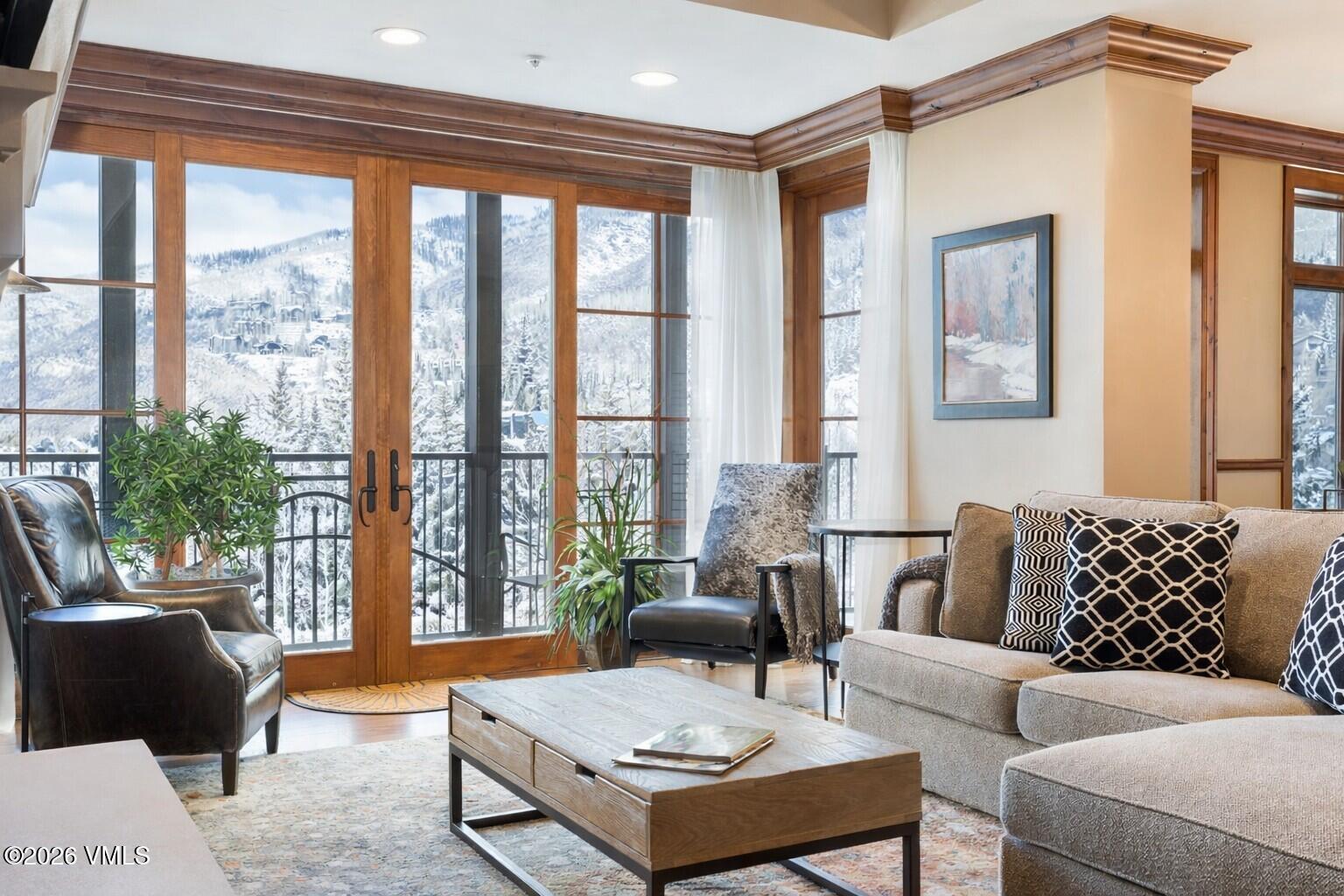 728 West Lionshead Circle, Unit R410 Vail, CO 81657 - Photo 4 of 41 4