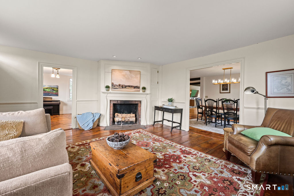 131 Tryon Street Glastonbury, CT 06073 - Photo 14 of 39