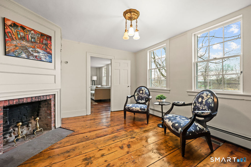 131 Tryon Street Glastonbury, CT 06073 - Photo 15 of 39